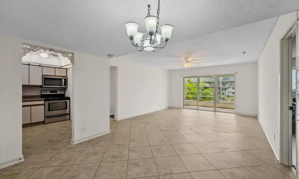 719 Lori Drive 204, Palm Springs, FL 33461