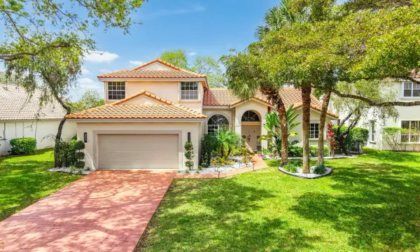 7505 NW 65th Lane, Parkland, FL 33067