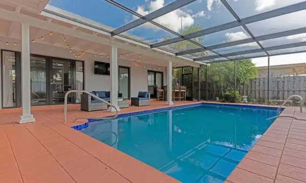 1311 SW 56th Avenue, Plantation, FL 33317