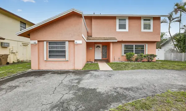 7721 NW 42nd Court, Hollywood, FL 33024