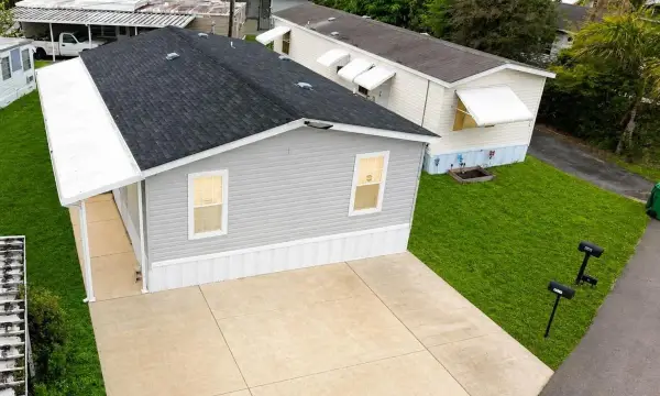 8516 SW 17th Court, Davie, FL 33324