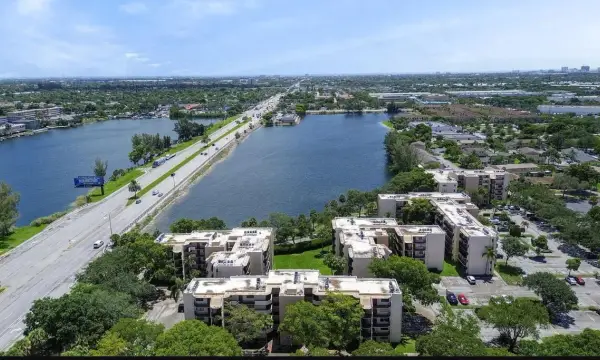 3550 Blue Lake Drive 404, Pompano Beach, FL 33064