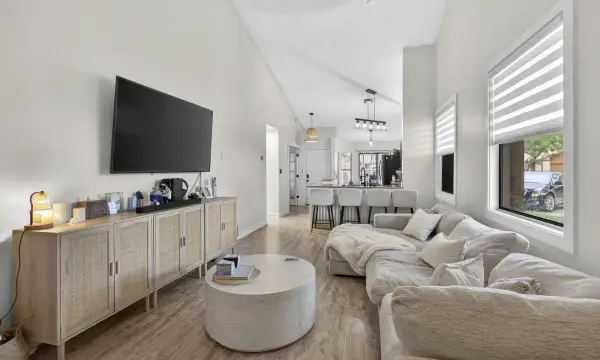 3807 Collinwood Lane, West Palm Beach, FL 33406