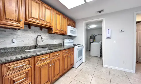 7168 Southgate Boulevard 7168, Tamarac, FL 33321