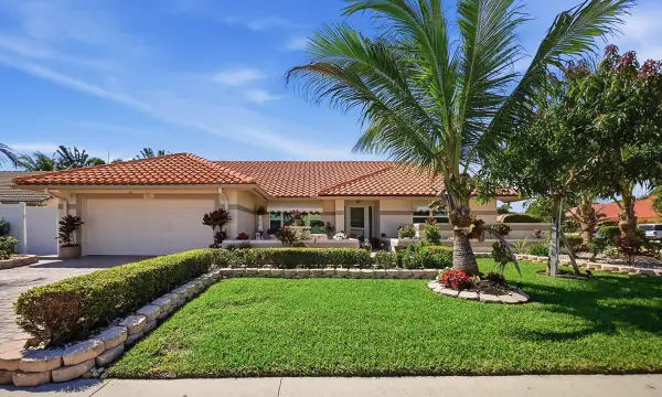 5884 Laurel Green Circle, Boynton Beach, FL 33437
