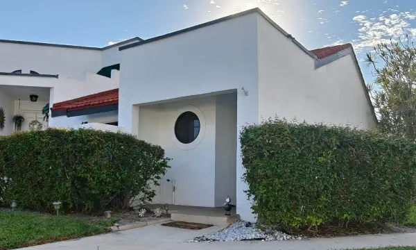 385 NW 36th Avenue, Deerfield Beach, FL 33442