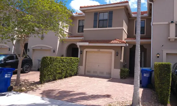 1088 NW 33rd Court, Pompano Beach, FL 33064