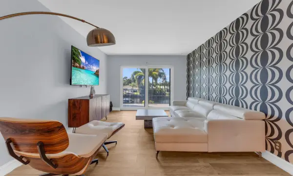 3004 NE 5th Terrace 206-c, Wilton Manors, FL 33334