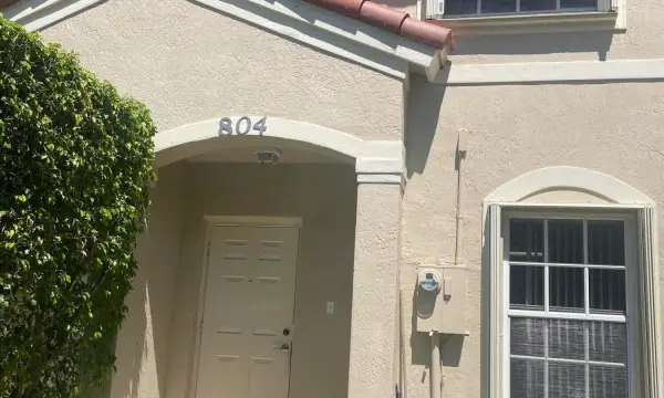 804 Summit Lake Drive, West Palm Beach, FL 33406