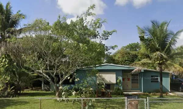 236 NE 43rd Street, Deerfield Beach, FL 33064