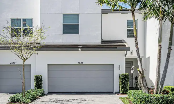 4823 Navali Drive, Lake Worth, FL 33467