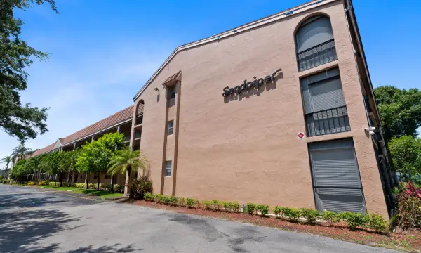2700 Coral Springs Drive 309, Coral Springs, FL 33065