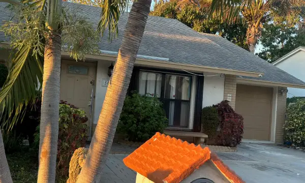 5654 E Ithaca Cir Circle E, Lake Worth, FL 33463