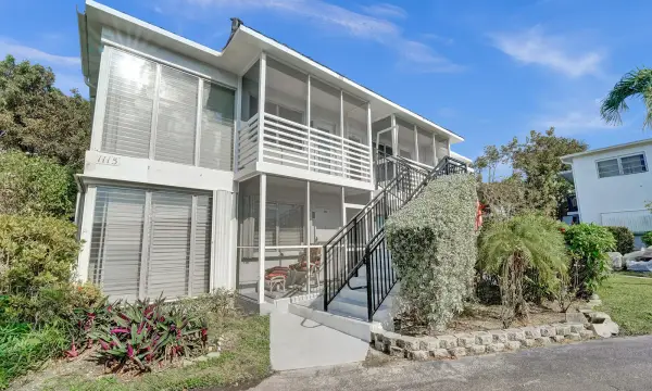 1115 SE 14th Place 19c, Fort Lauderdale, FL 33316
