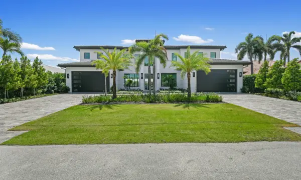 2408 Azure Circle, Palm Beach Gardens, FL 33410