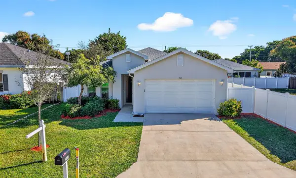 341 Oak Alley, Delray Beach, FL 33444