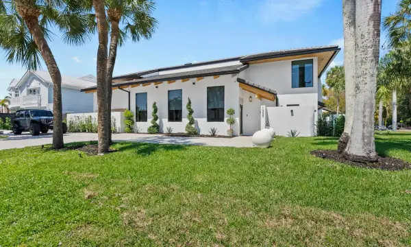 1692 S Ocean Boulevard, Delray Beach, FL 33432