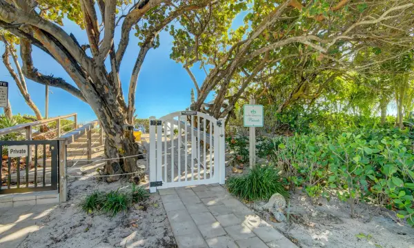 5550 N Ocean Boulevard 107, Ocean Ridge, FL 33435