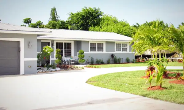 2077 Carambola Road, West Palm Beach, FL 33406