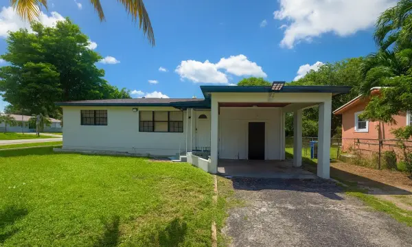 2800 SW 9th Street, Fort Lauderdale, FL 33312