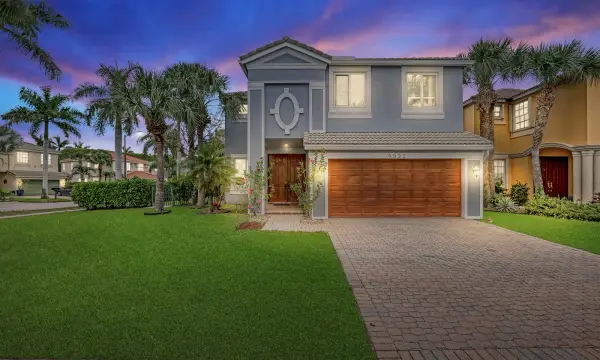 9022 Dupont Place, Wellington, FL 33414