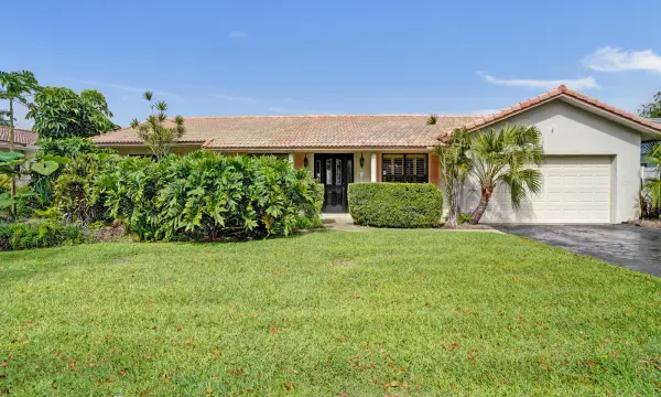 1721 SW 69th Avenue, Plantation, FL 33317