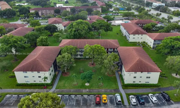 13500 SW 1st Street 111u, Pembroke Pines, FL 33027