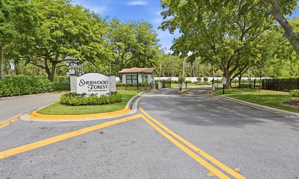 262 Sherwood Forest Drive, Delray Beach, FL 33445