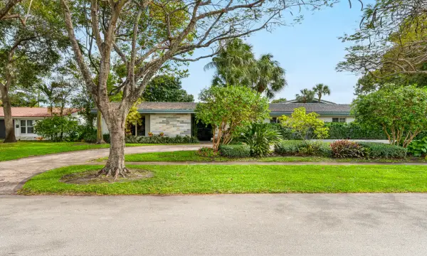 4734 Jefferson Street, Hollywood, FL 33021