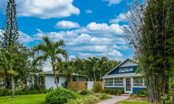 523 N K Street, Lake Worth Beach, FL 33460