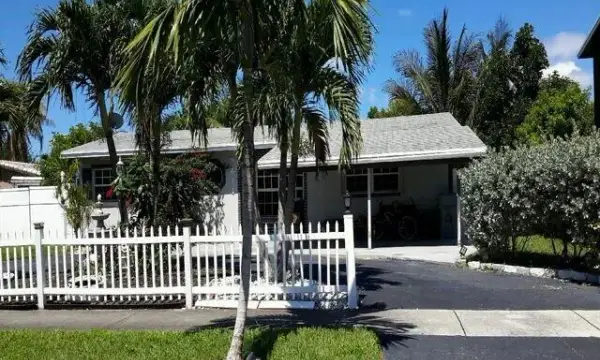2411 NE 2nd Terrace, Pompano Beach, FL 33064