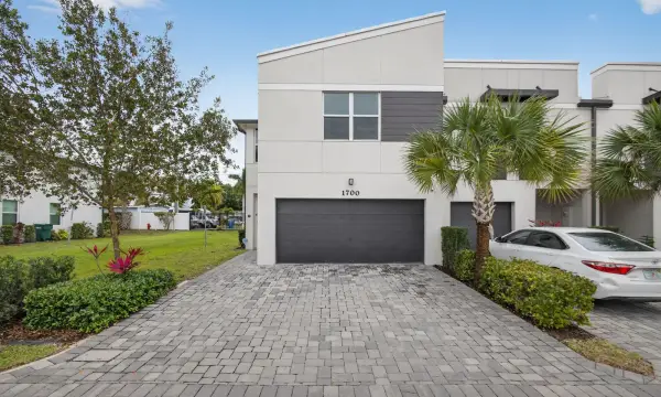 1700 Lindley Street, Mangonia Park, FL 33407