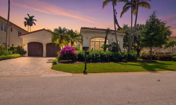 11202 Orange Hibiscus Lane, Palm Beach Gardens, FL 33418