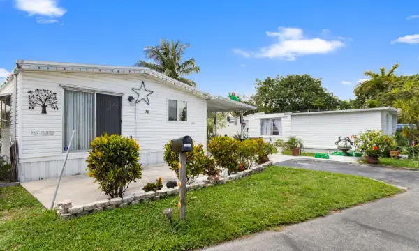 2961 SW 52nd Terrace, Davie, FL 33314