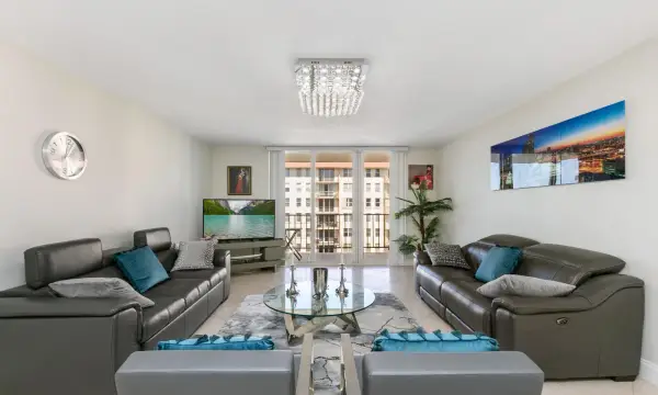 1147 Hillsboro Mile Hillsboro Mile 803, Hillsboro Beach, FL 33062