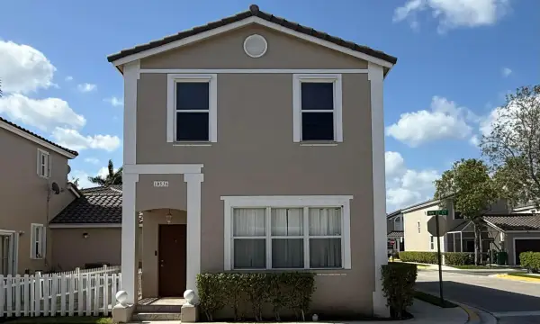10536 NW 57th Court 10536, Coral Springs, FL 33076