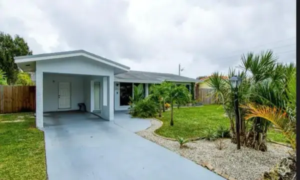 1905 N 45th Avenue, Hollywood, FL 33021