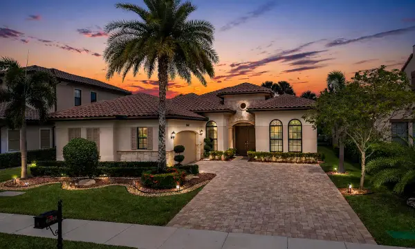8040 NW 112th Terrace, Parkland, FL 33076