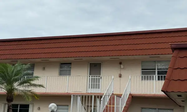 12009 Poinciana Boulevard 207, Royal Palm Beach, FL 33411