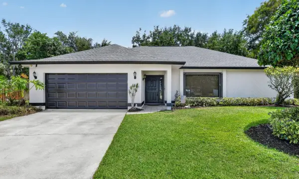980 Ryanwood Drive, West Palm Beach, FL 33413