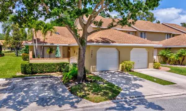 1101 Maplewood Drive, Greenacres, FL 33415