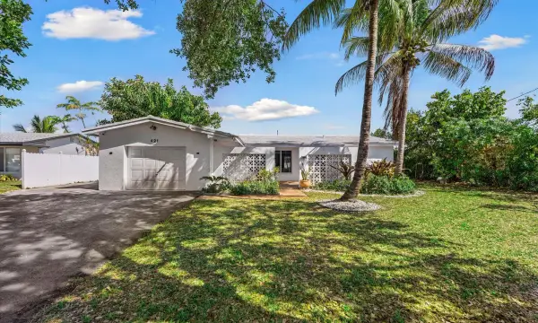 421 SW 18th Street, Pompano Beach, FL 33060