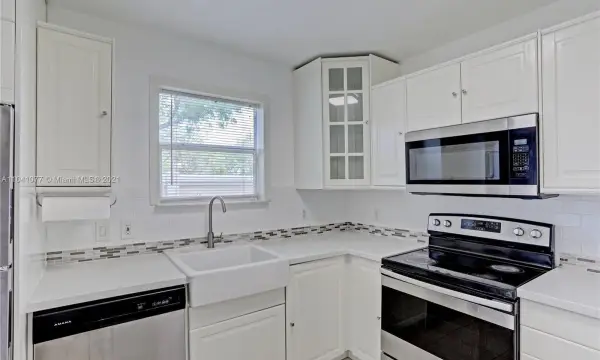 3810 N Jog Road 106, West Palm Beach, FL 33411