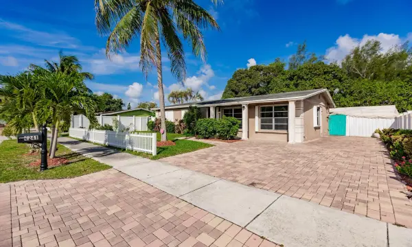 4241 NE 1st Terrace, Pompano Beach, FL 33064