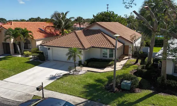 186 Citrus Trail Circle, Boynton Beach, FL 33436