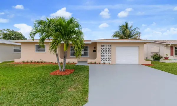 4405 NW 43rd Terrace, Tamarac, FL 33319