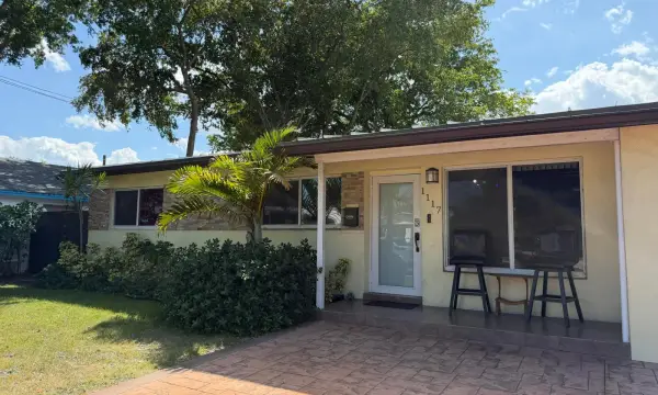 1117 SW 22nd Avenue, Fort Lauderdale, FL 33312