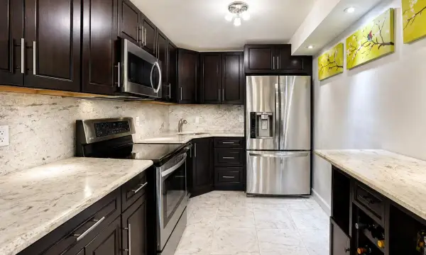 7000 NW 17th Street 203, Plantation, FL 33313