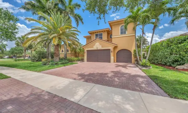 7678 NW 117th Lane, Parkland, FL 33076