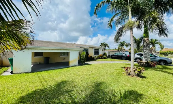3480 NW 18th Street, Lauderhill, FL 33311